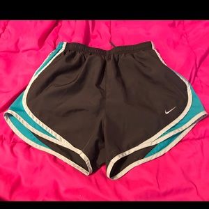 Nike shorts size Small